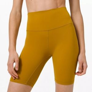 COPY - NWOT: Lululemon Wunder Train High Rise Short 8" in Gold Spice; Size 2